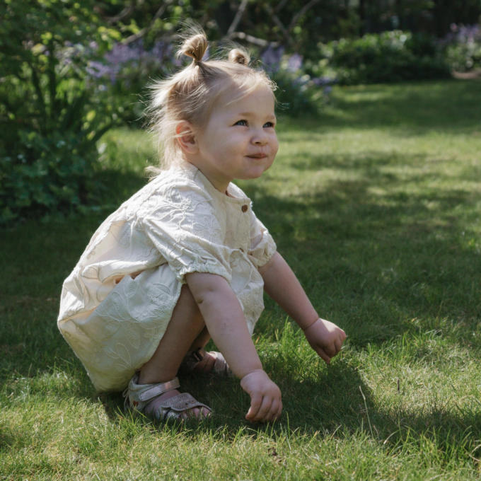 Shoesme metallic gouden sandaal met hartje