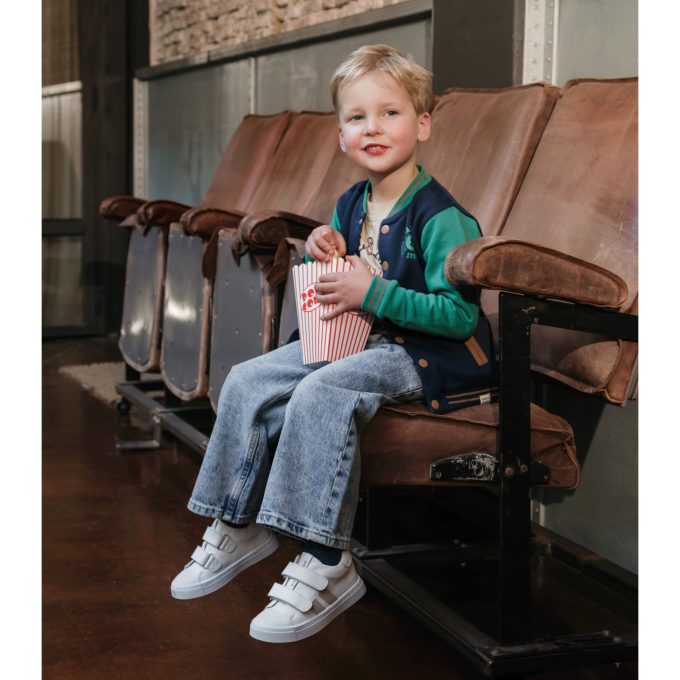Shoesme witte sneaker met grijze stripings
